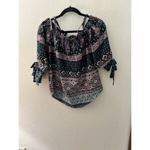 A.Byer‎ Size Small Multicolored Blouse (A354)